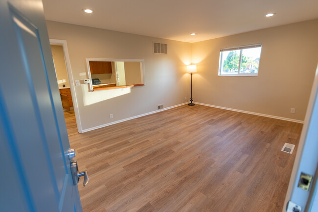 Building Photo - 2351 S 500 E