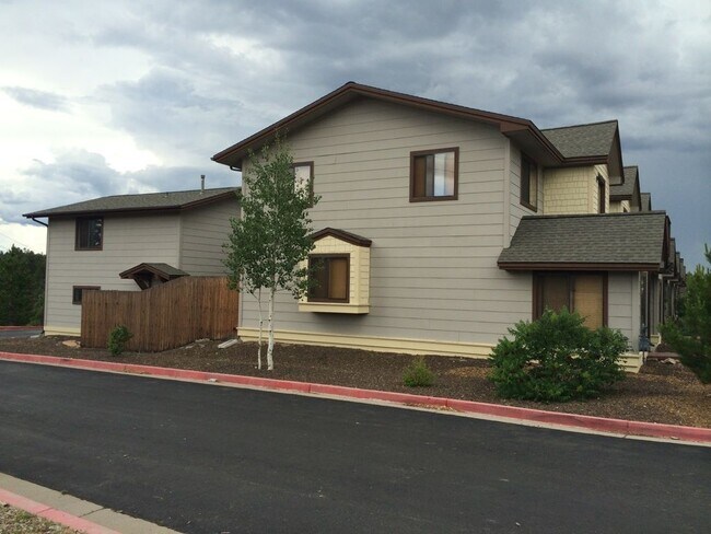 Foto del edificio - 1551 E Payton Way