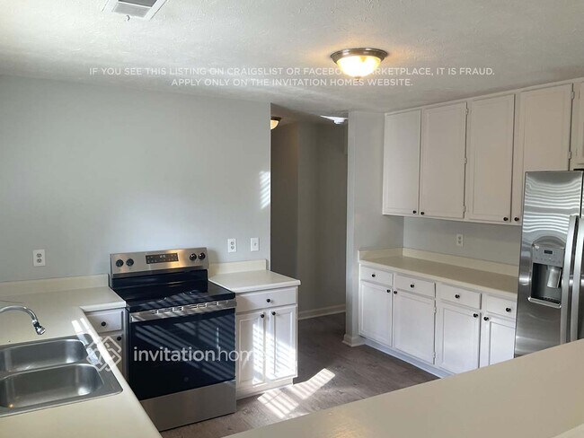 Foto del edificio - 4650 Adams Ln NW