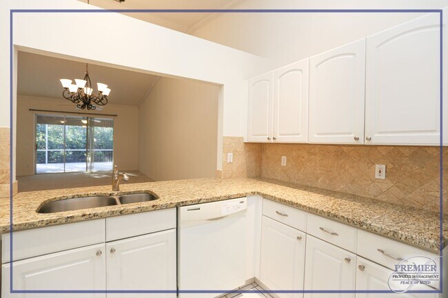 Foto del edificio - ***ANNUAL LEASE ONLY***WONDERFUL VILLA***M...