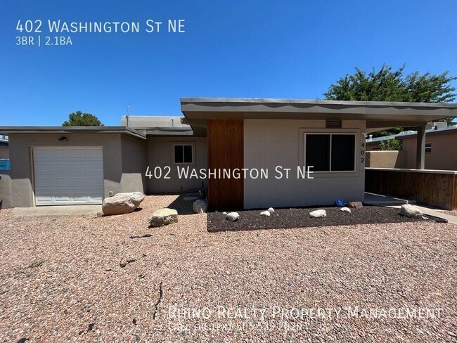 Building Photo - Large 3 Bedroom 2.5 Bathroom Home In The NE!