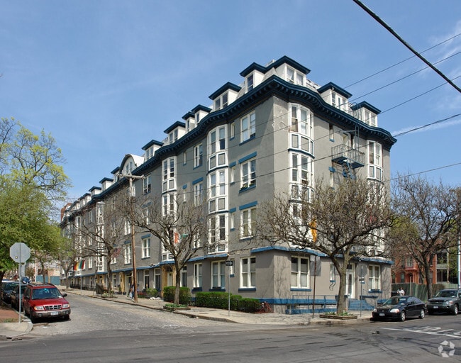 Apartments under 900 in Albany NY