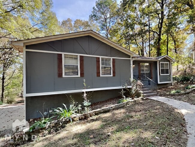 Building Photo - 1118 Arrowhead Trail Building Photo - 1118 Arrowhead Trail