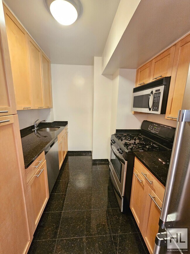 Foto del edificio - Penthouse Studio in Union Square | 18th Fl...
