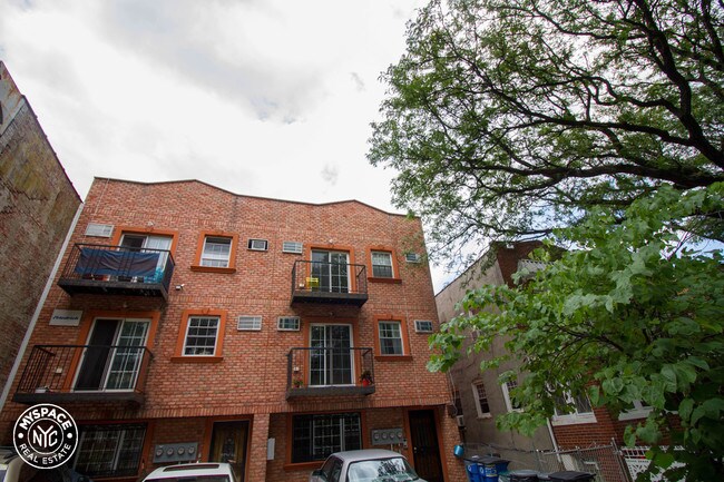 Foto del edificio - 87 Granite St