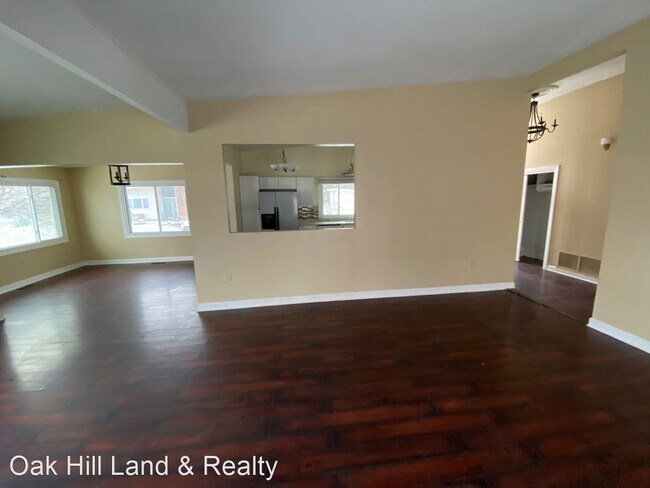 Building Photo - 3 br, 2.5 bath House - 1392 Vandenberg Circle