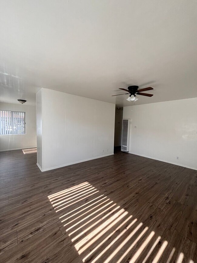 Foto del edificio - C130