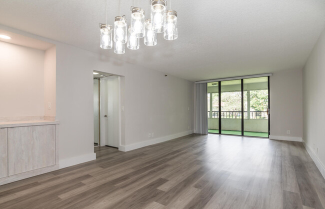 Foto del edificio - 1850 Homewood Blvd
