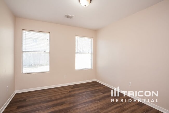 Building Photo - 15019 Easingwold Dr