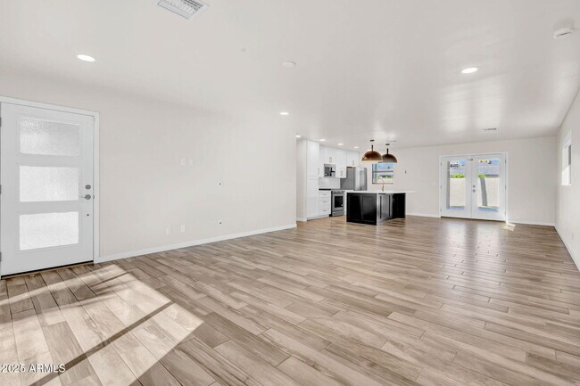 Foto del edificio - 8234 E Heatherbrae Ave