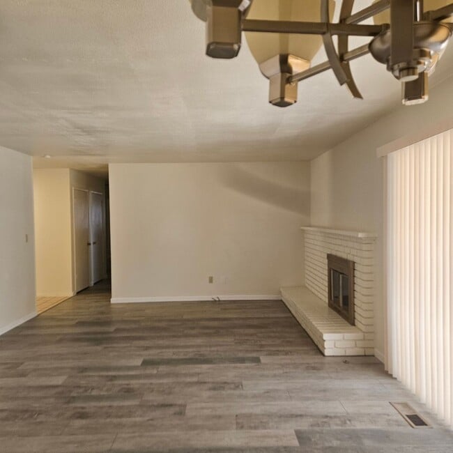 Foto del edificio - 3400 Stembridge Ave