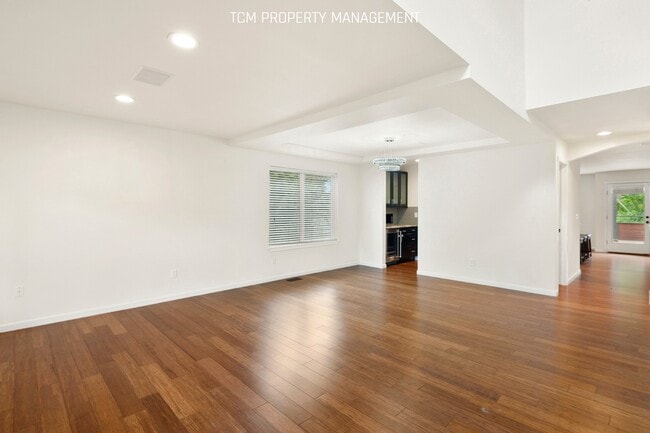 Building Photo - 6412 77th Dr NE