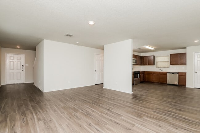 Building Photo - 8802 Scarlett Pl