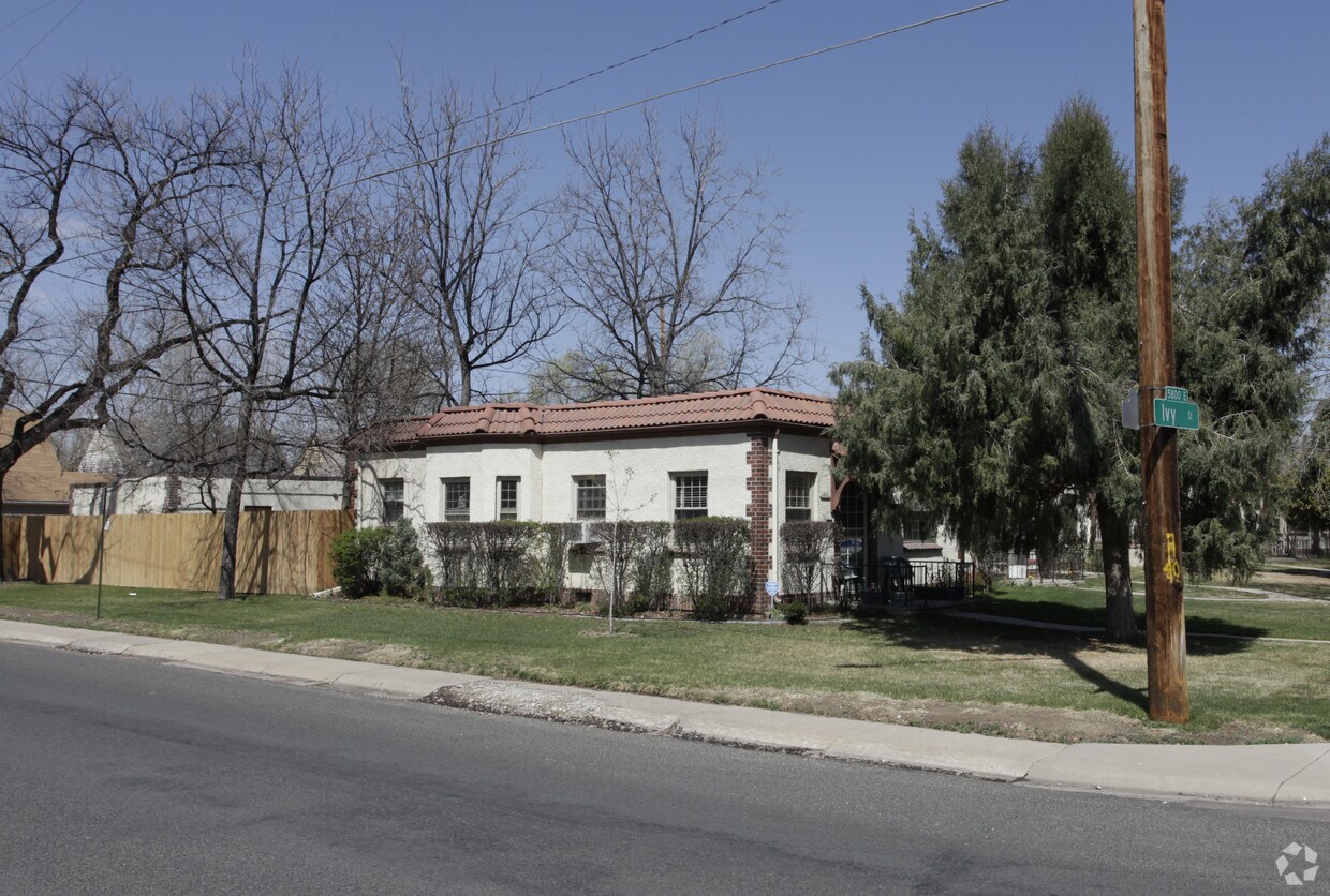 Building Photo - 1400-1434 Ivy St
