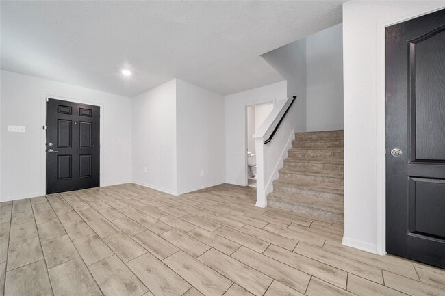 Building Photo - 20864 Sheffield Pk Dr