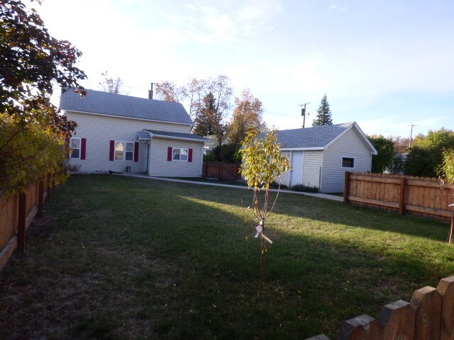 Primary Photo - 307 W Virginia St