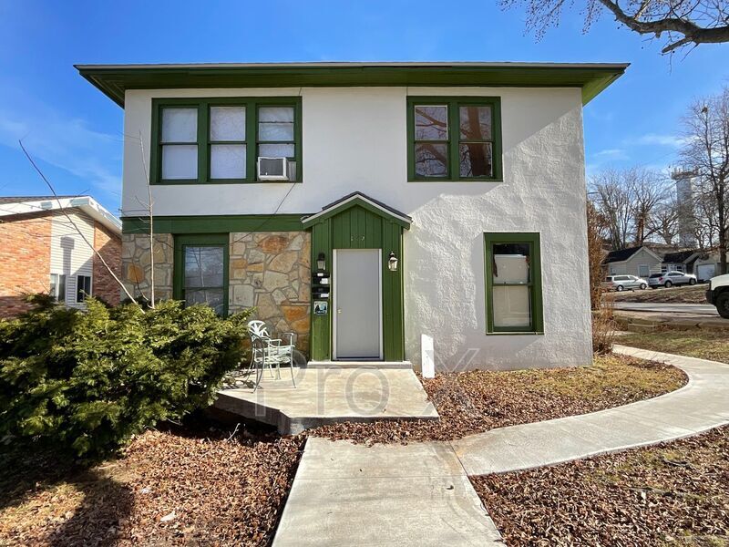 Foto principal - 349 S Wood St