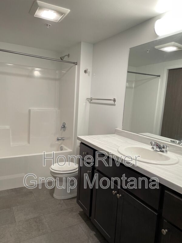 Foto del edificio - 1355 Rodgers St