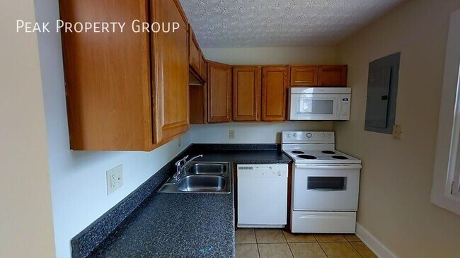 Foto del edificio - 1375 Indianola Ave