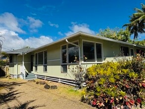 Building Photo - 130 Ulupa St