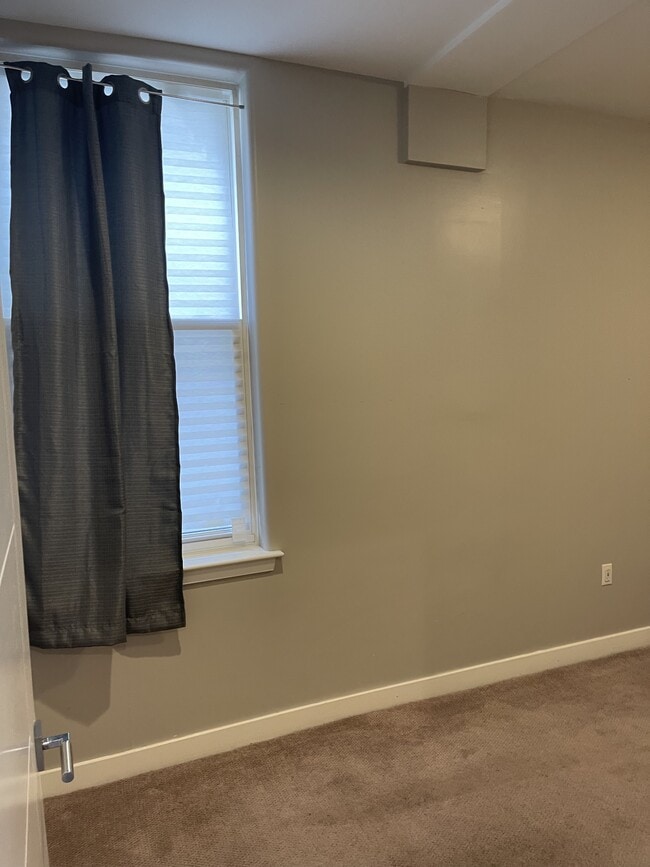 Foto del edificio - 99 W Main St