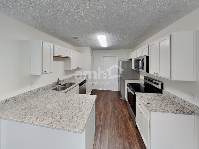 Building Photo - 1856 Portview Dr