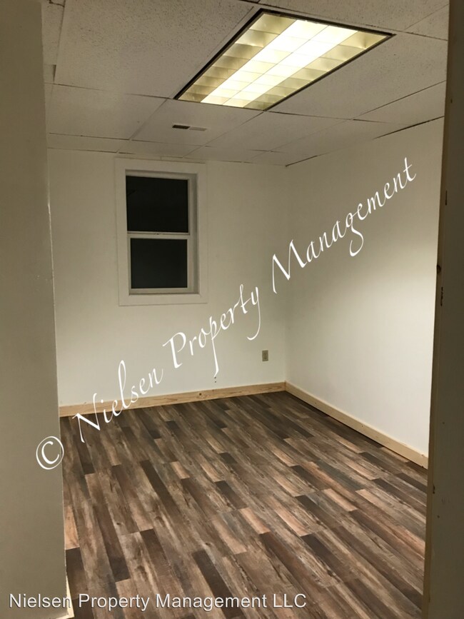 Foto del edificio - 700-706 W Park St