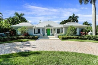 Building Photo - 2700 Lantern Ln