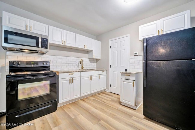 Building Photo - 1815 Columbia St