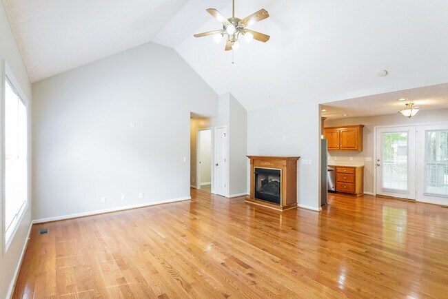 Foto del edificio - Charming 3 Bedroom in Springfield, TN