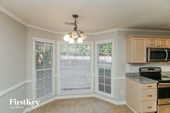 Building Photo - 650 Hunters Trace
