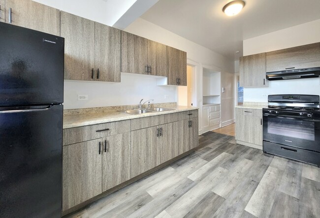 Foto del edificio - 4937 W 18th St