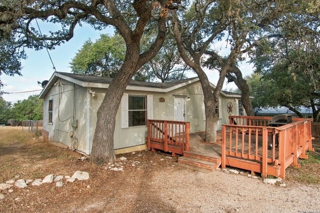 Building Photo - 1247 Skylark Dr