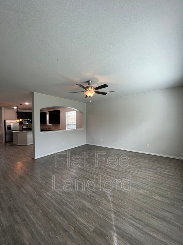 Foto del edificio - 13310 Bardwall Lake Ct