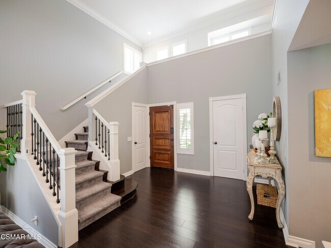 Building Photo - 5235 Evanwood Ave