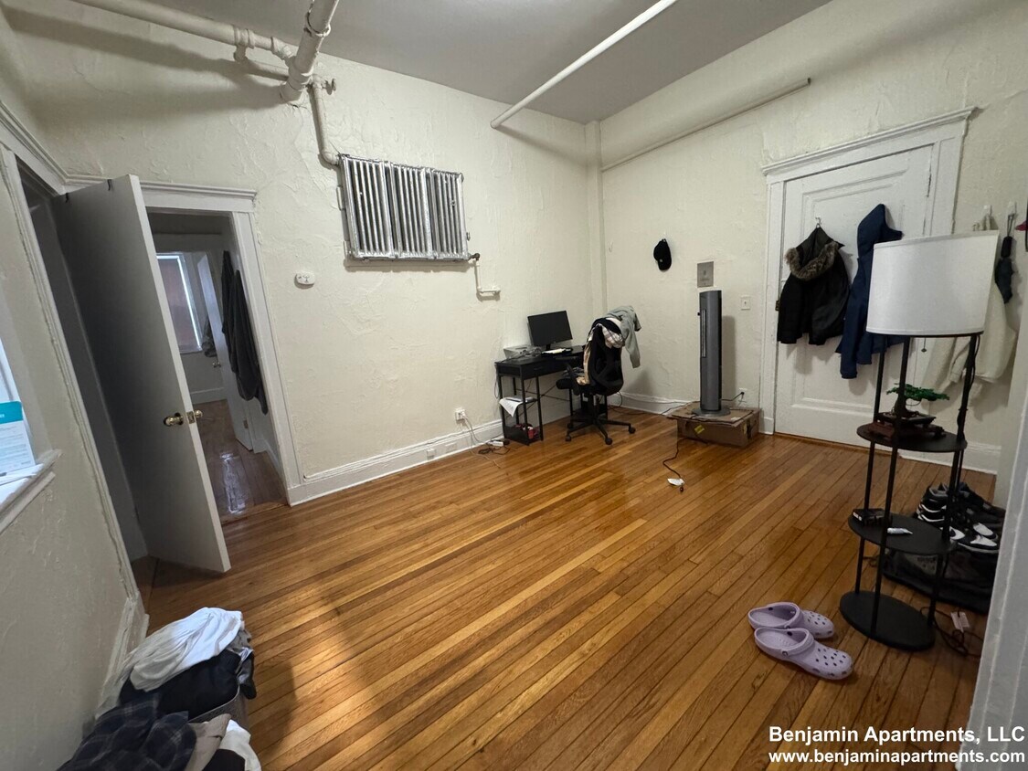 Foto principal - 85 Brainerd Rd