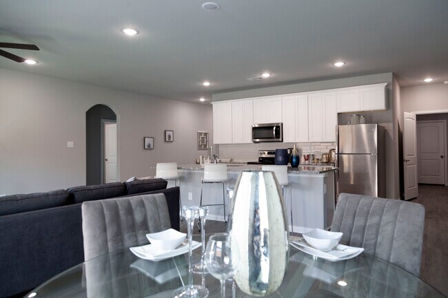 Foto del edificio - 265 Middlefield Dr.