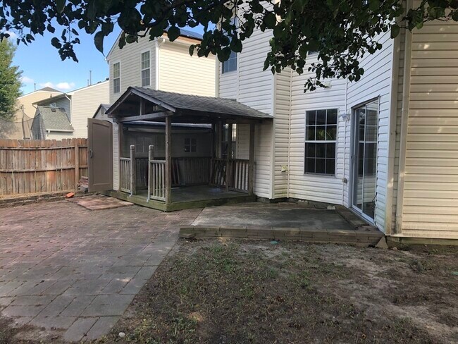 Building Photo - 1505 Stalls Way