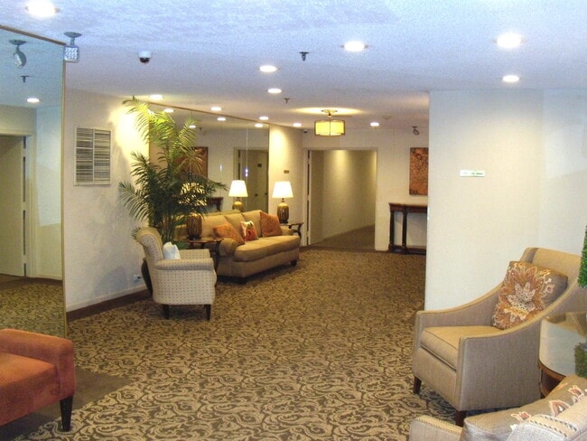 Foto del edificio - 125 Acacia Cir