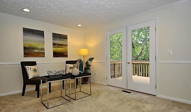 Foto del edificio - 1921 Belmont Ridge Ct