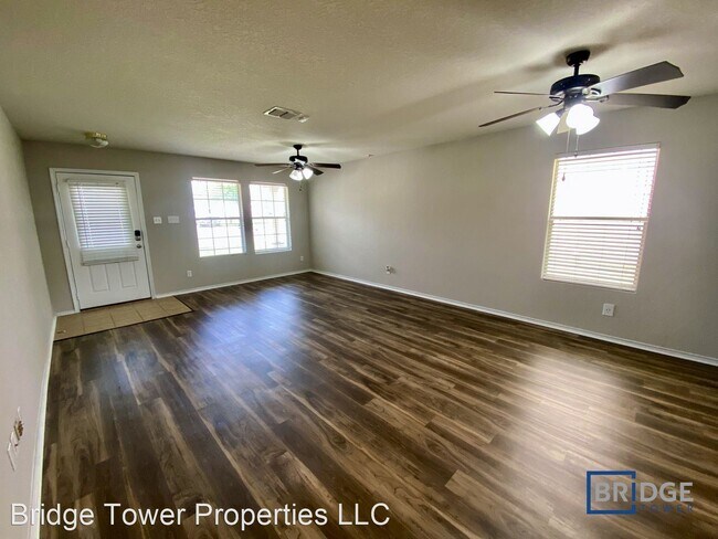 Building Photo - 3 br, 2 bath House - 9218 Hanover Cove