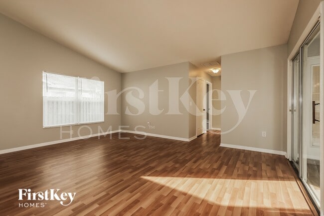 Foto del edificio - 13452 Beechberry Dr