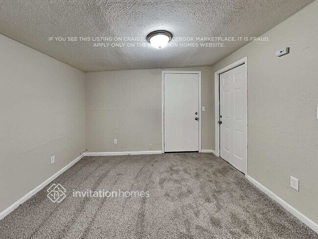 Foto del edificio - 4102 N 71st Ln