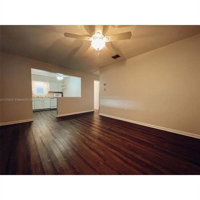 30 E Spruce St, Orlando, FL 32804 House Rental in Orlando, FL