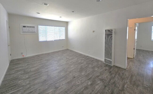 Foto del edificio - 5406 Blackwelder St