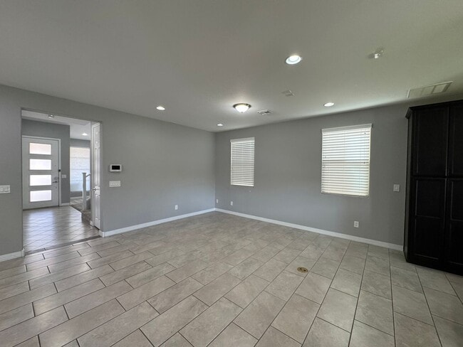 Building Photo - BRAND NEW HOME IN EASTMARK