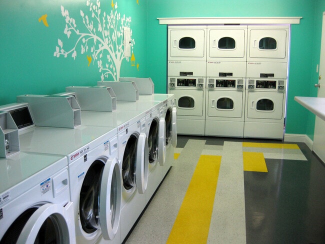 Foto del edificio - Cute One Bedroom With Swimming Pool, Club ...