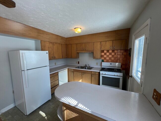 Foto del edificio - 9305 E 69th St