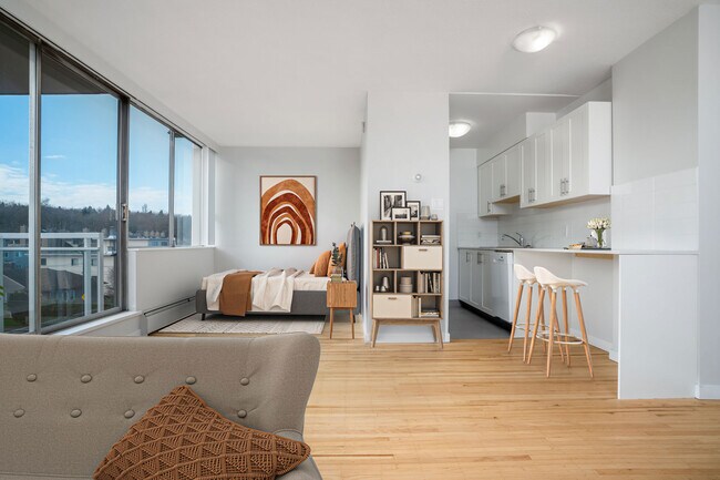 Building Photo - Almata