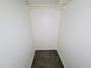 Building Photo - 815 Sul Ross St